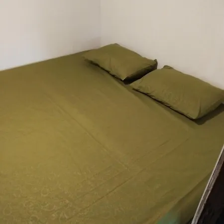 Sang Natha Lodge Tjatur Chambre photo