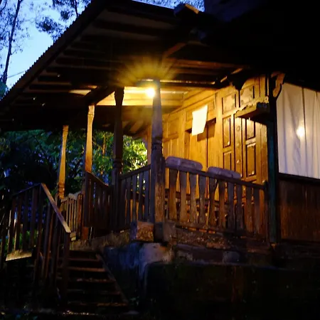 Sang Natha Lodge Tjatur Extérieur photo