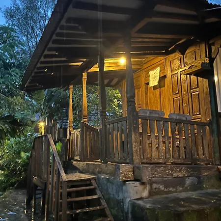 Sang Natha Lodge Tjatur Extérieur photo