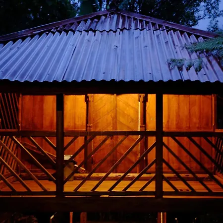 Sang Natha Lodge Tjatur Extérieur photo