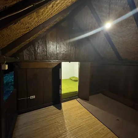 Sang Natha Lodge Tjatur Extérieur photo