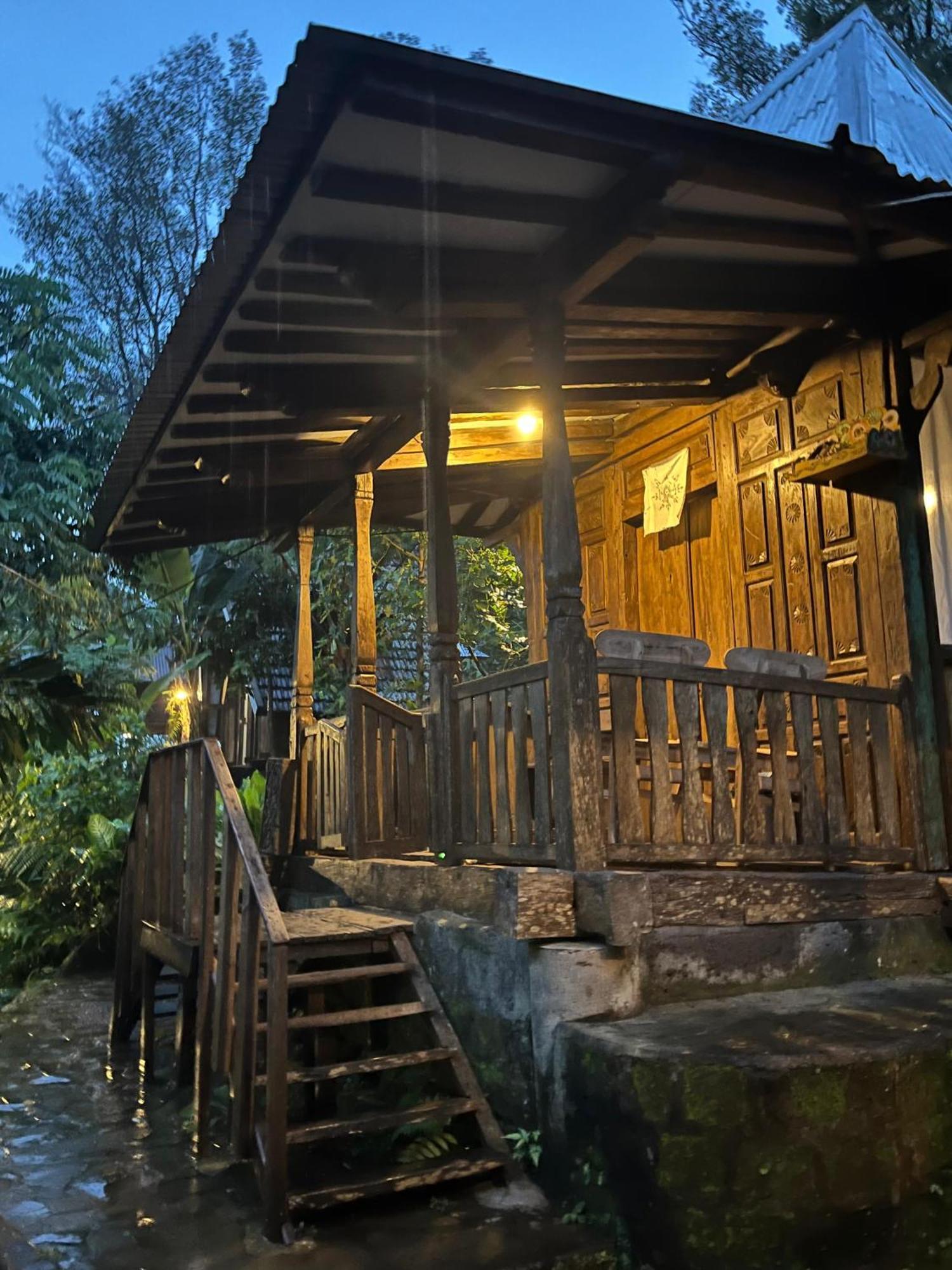 Lodge Sang Natha Tjatur