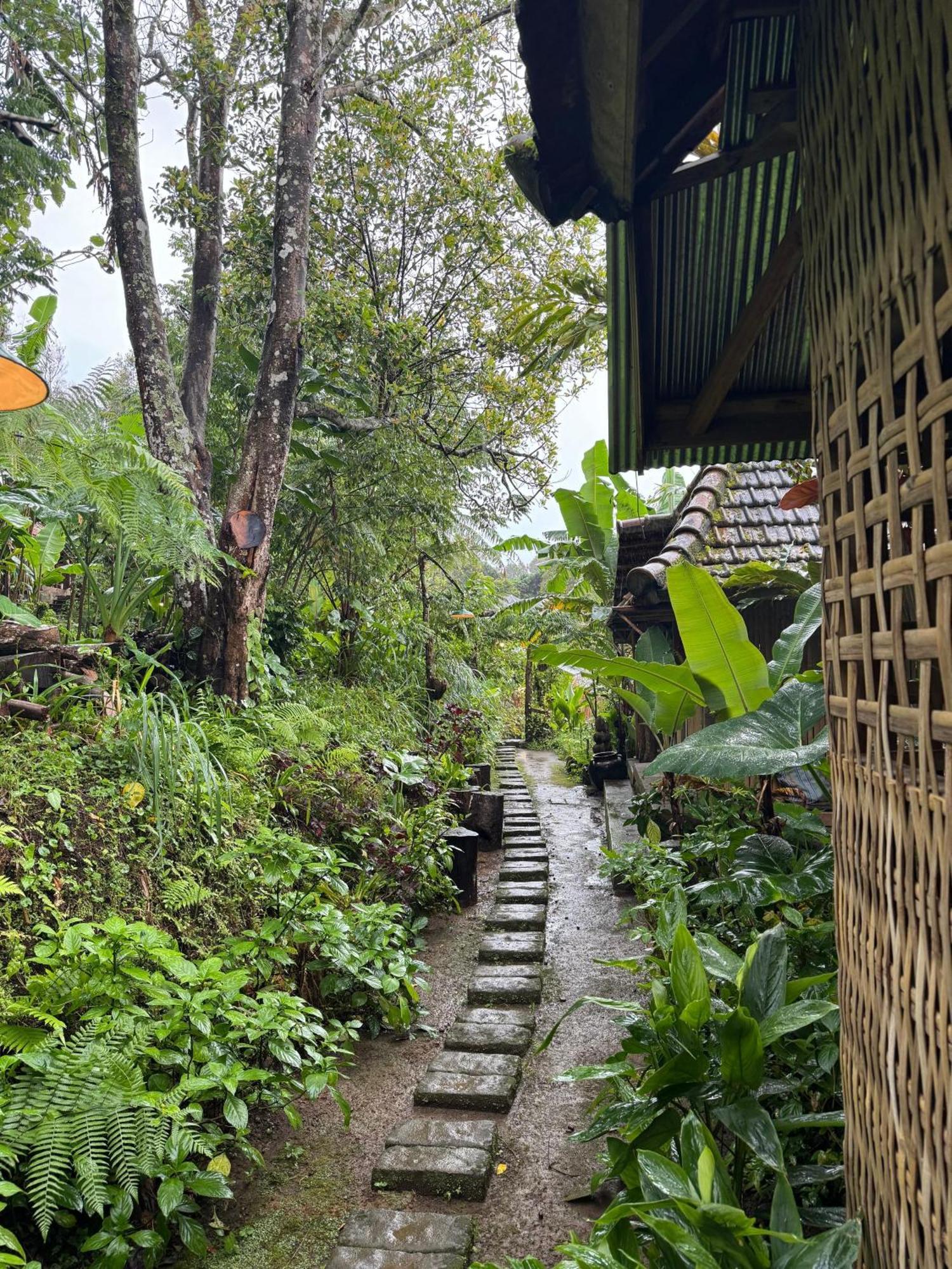 Sang Natha Lodge